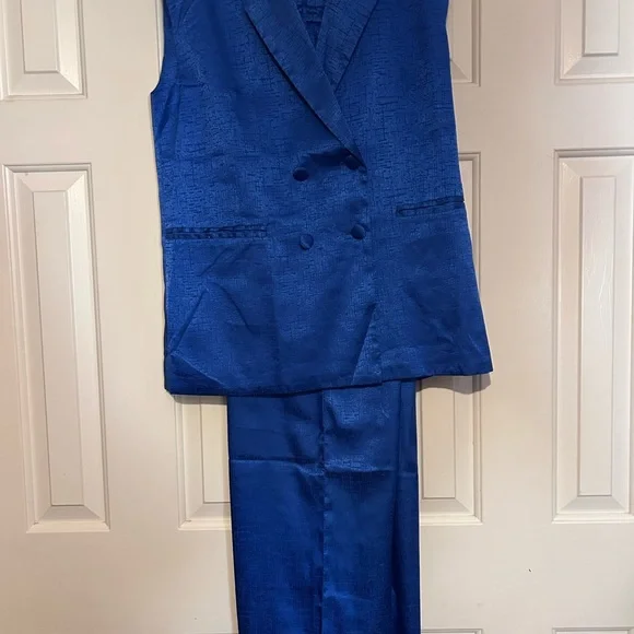BN 2 pc Boutique 2 pc set/ vest/ pants - Picture 3 of 5